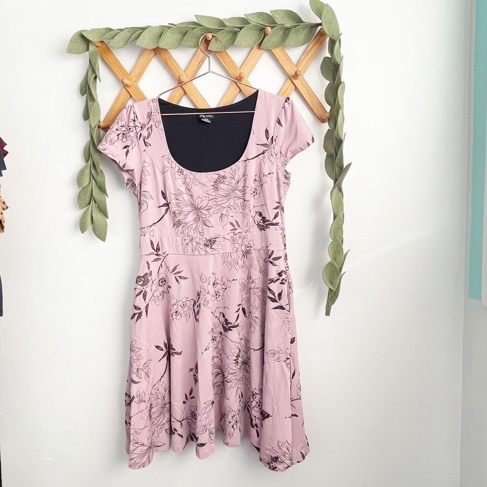 City Chic Birdy Flock Dress - Picture 2 of 10